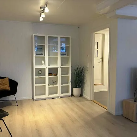 Northern Lights 2 Bedroom Apt, Heated Floors, Sleeps 6